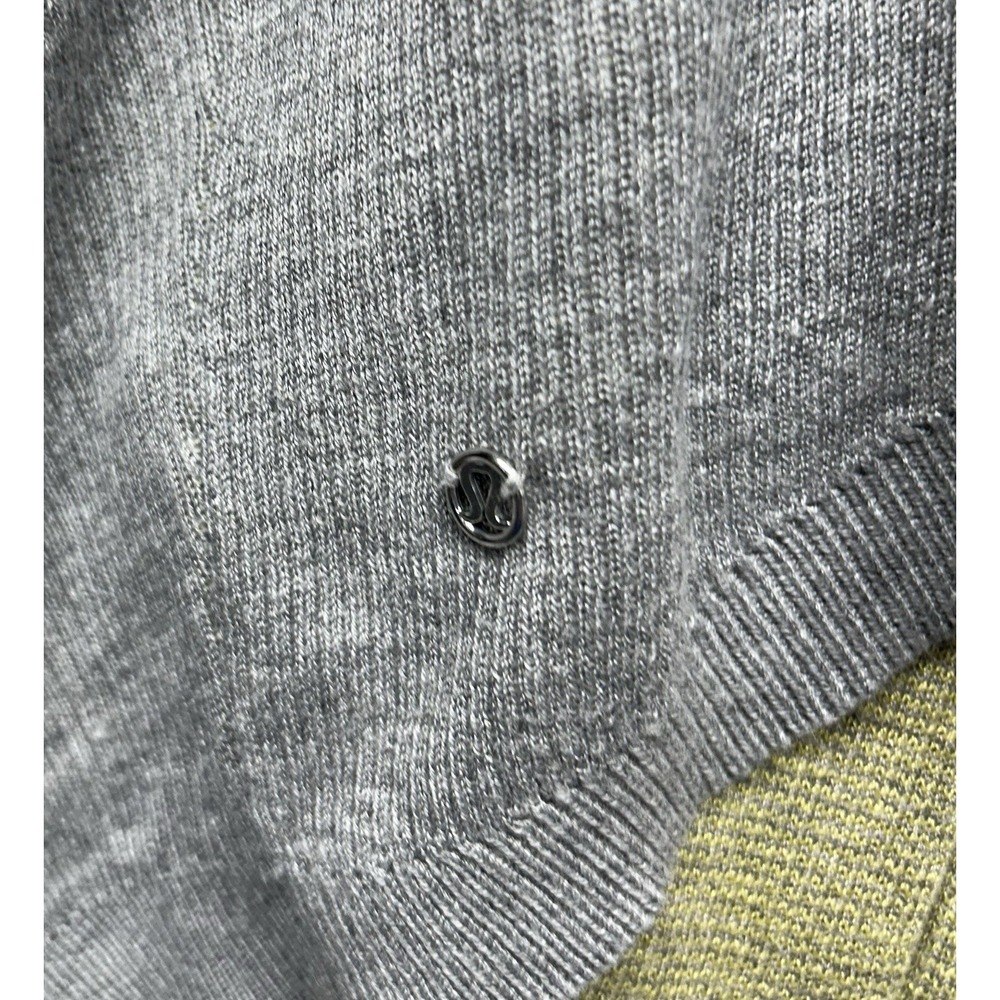 Lululemon Womens Size 10? Gray Yellow Reversible Cabin Yogi Wrap Sweater (M5) - Picture 5 of 6